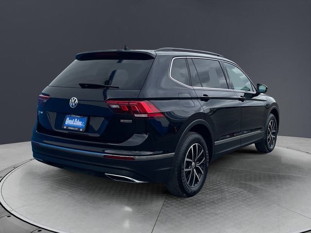 Used 2021 Volkswagen Tiguan SE w/ Panoramic Sunroof Package AWD/4WD image 5