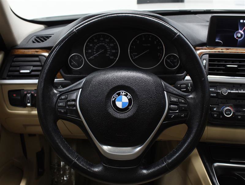 Used 2014 BMW 328i xDrive Sedan AWD/4WD image 15