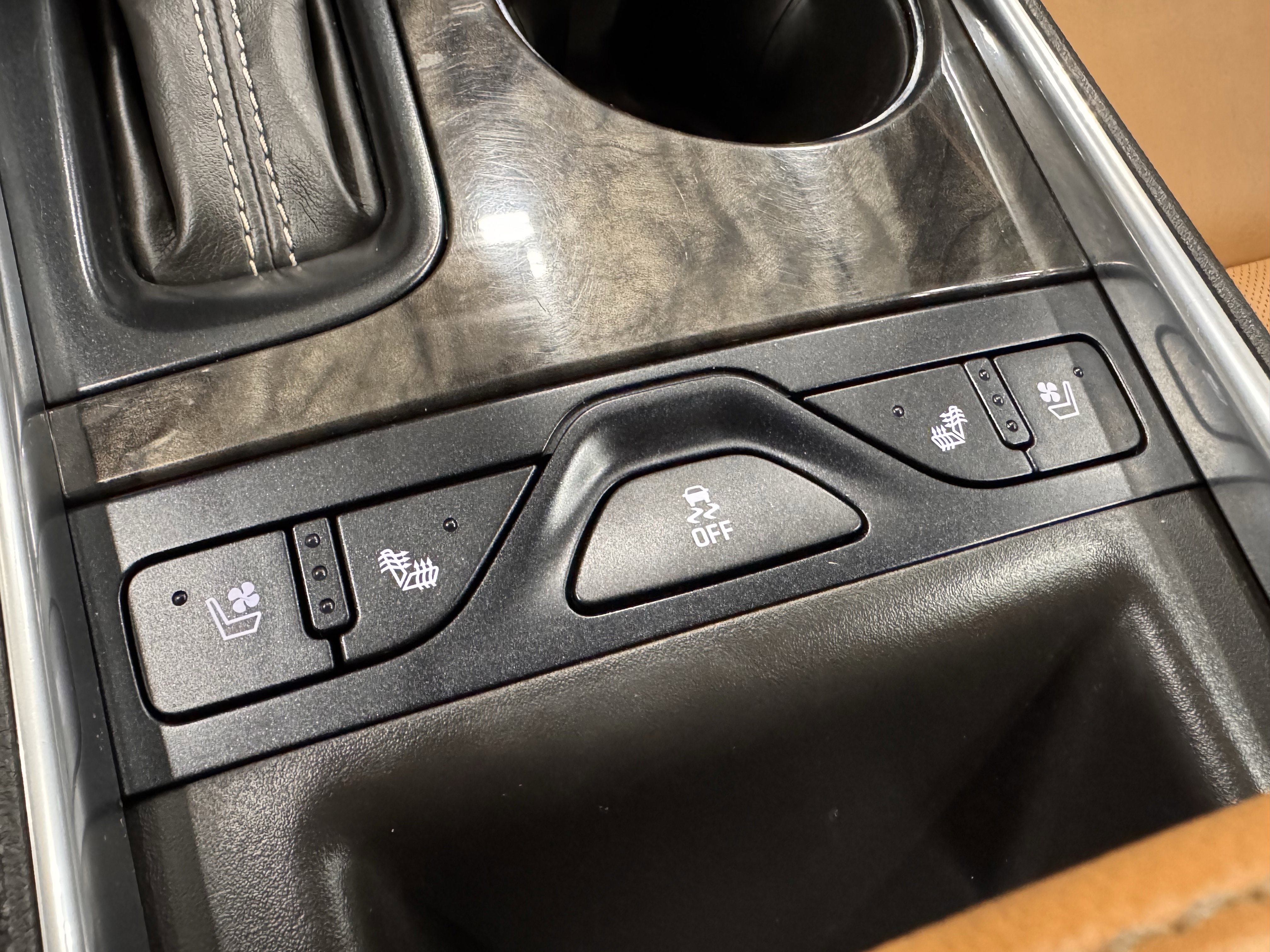 Used 2014 Chevrolet Impala LTZ image 9