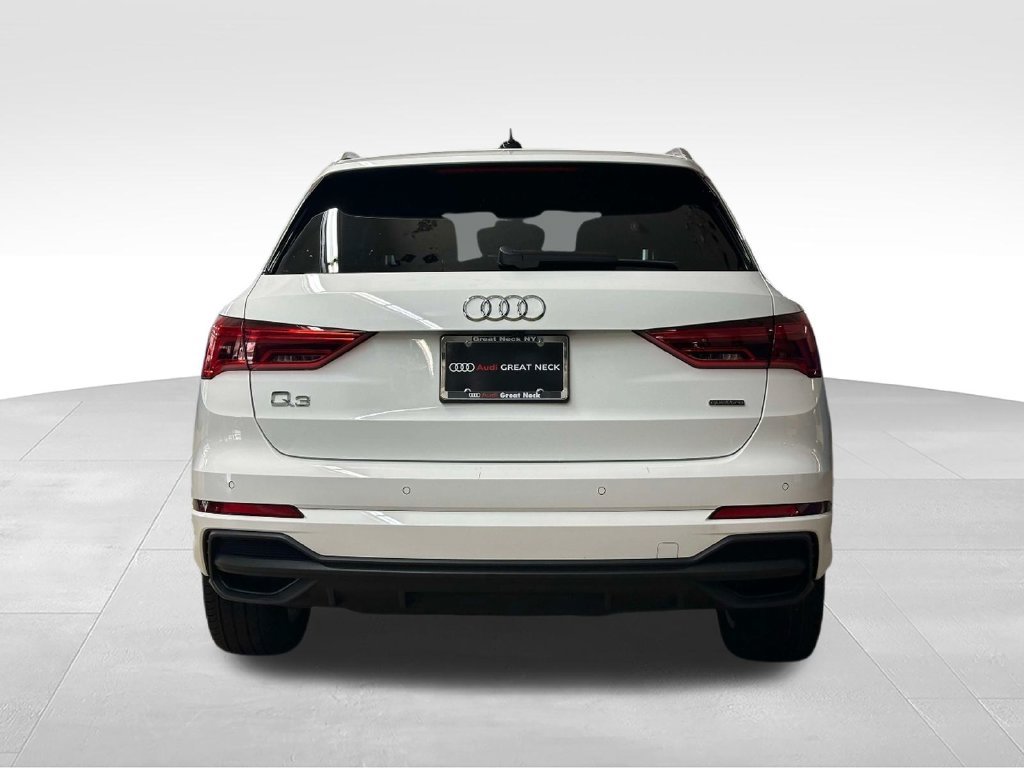 Used 2023 Audi Q3 2.0T Premium Plus AWD/4WD image 38