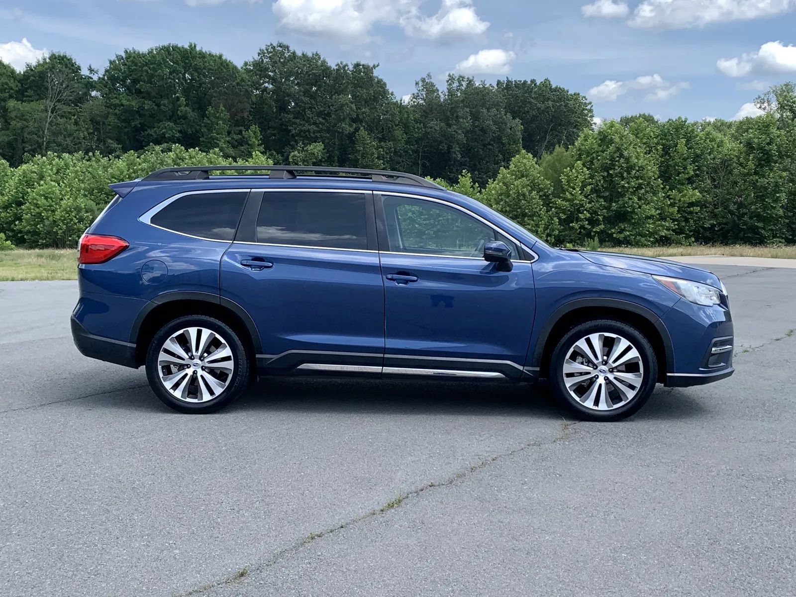 Used 2020 Subaru Ascent Limited w/ Technology Package AWD/4WD image 8
