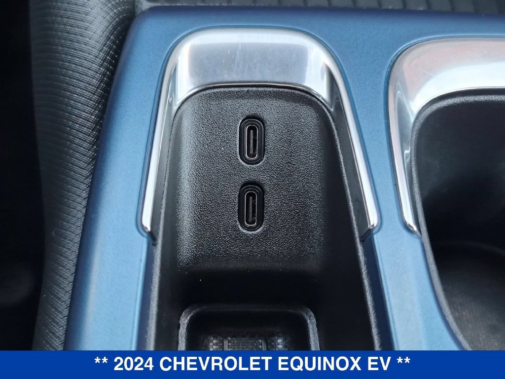Used 2024 Chevrolet Equinox EV LT AWD/4WD image 27