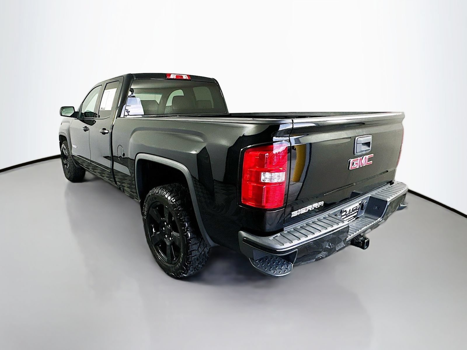 Used 2017 GMC Sierra 1500 2WD Double Cab w/ Elevation Edition image 5