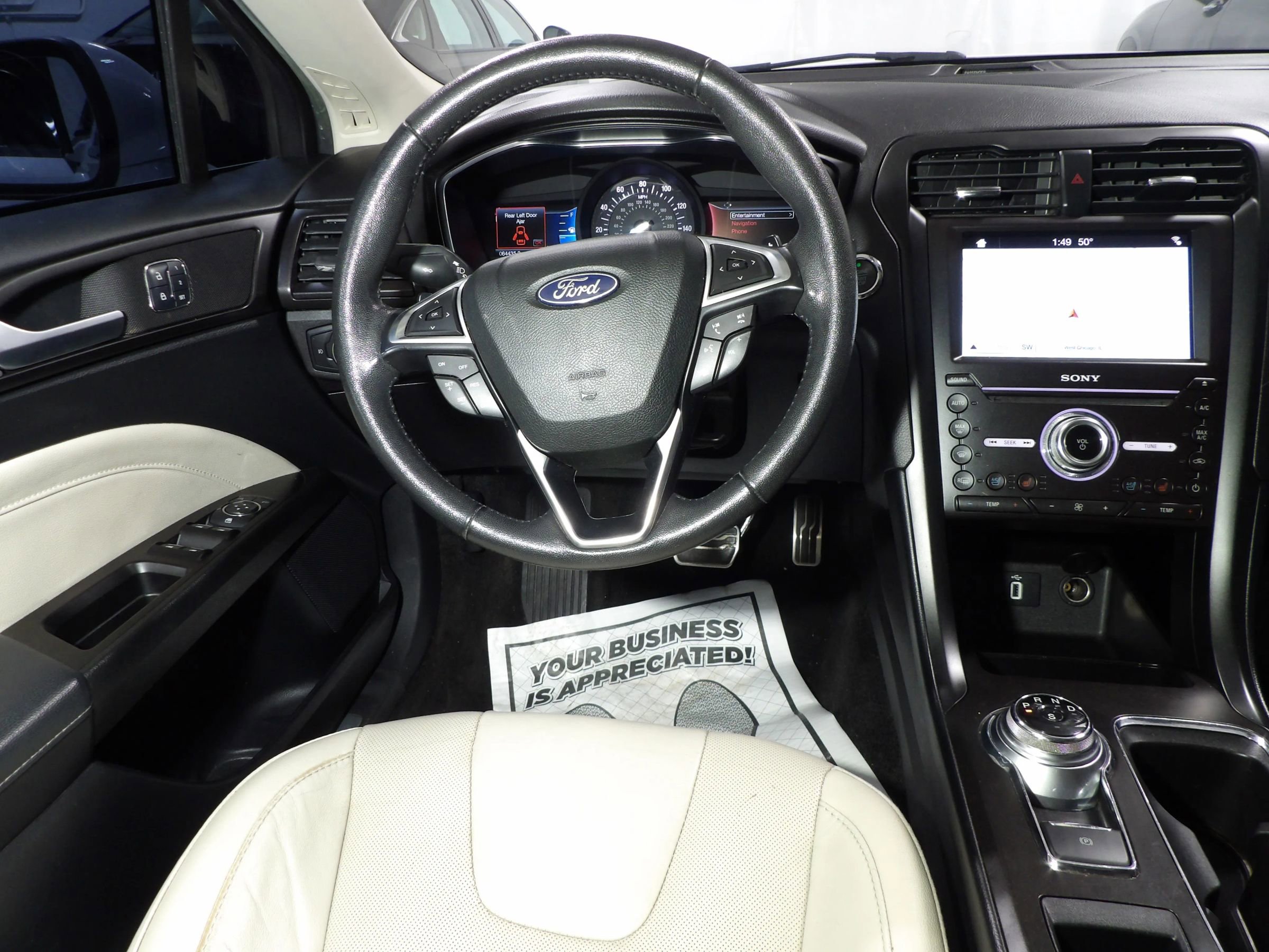 Used 2018 Ford Fusion Titanium image 13