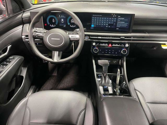 Certified 2026 Hyundai Santa Cruz SEL AWD/4WD image 13