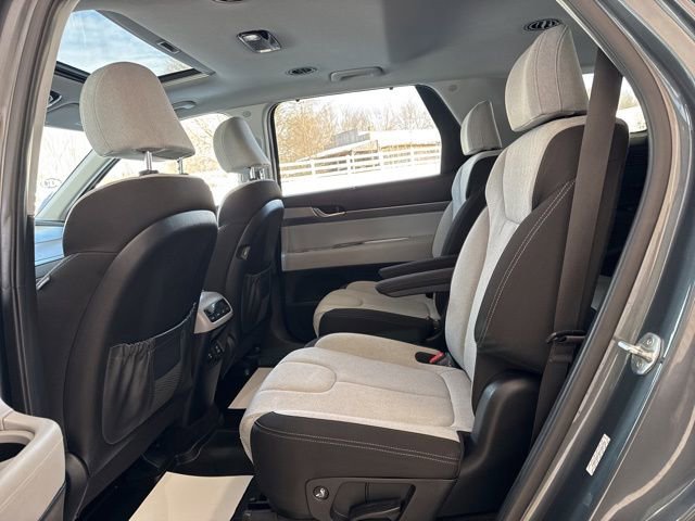 Used 2021 Hyundai Palisade SEL w/ Convenience Package image 32