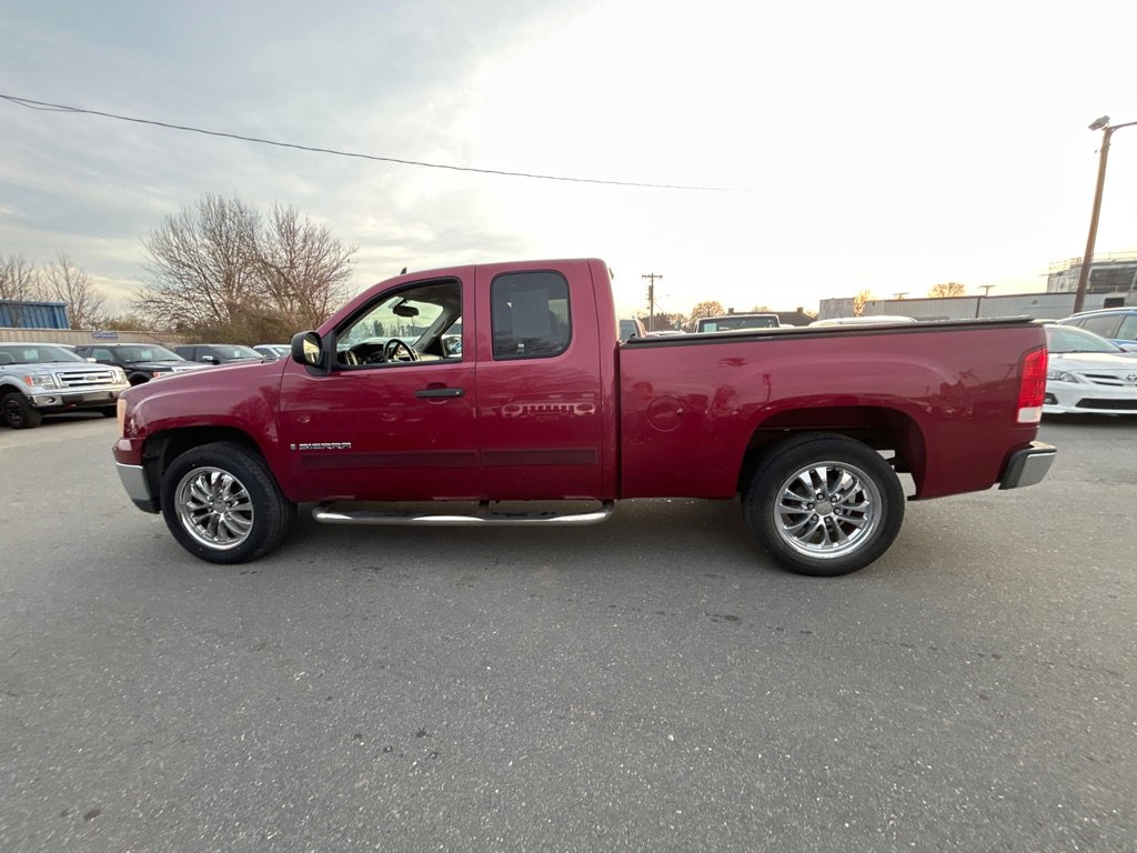 Used 2007 GMC Sierra 1500 SLE RWD image 8