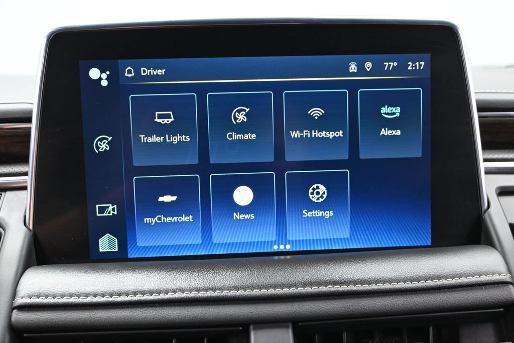 Used 2023 Chevrolet Suburban Premier AWD/4WD image 36