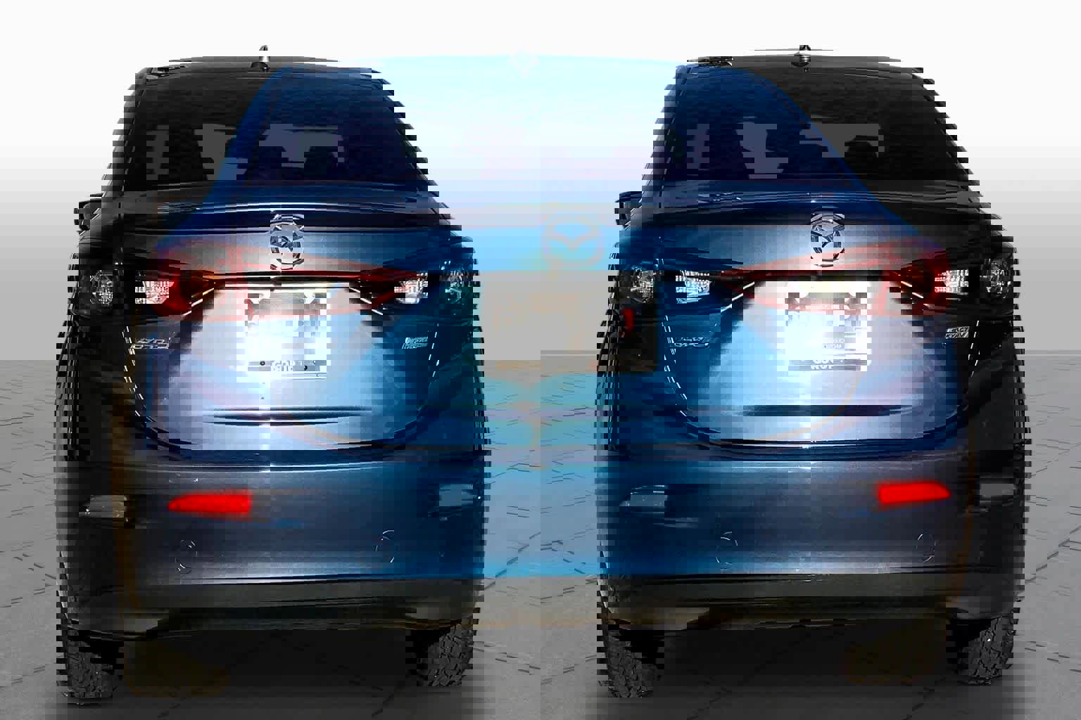 Used 2017 MAZDA MAZDA3 Touring w/ Popular Equipment Package image 5