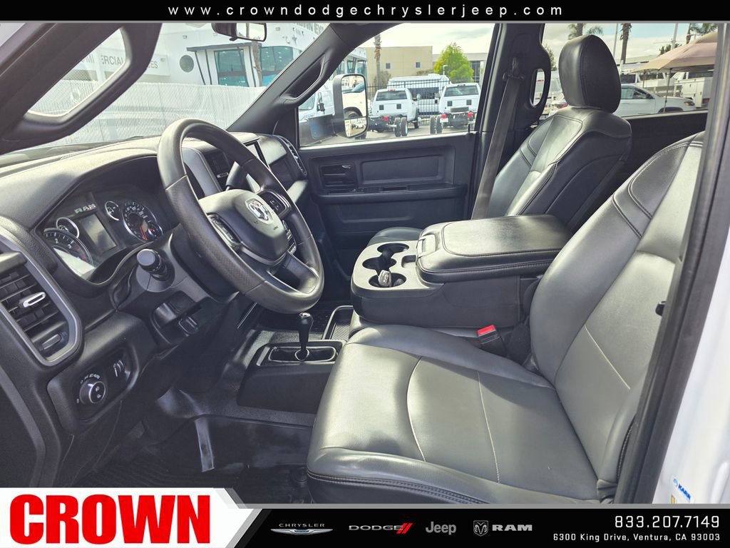 Used 2021 RAM 5500 Tradesman w/ Chrome Appearance Group AWD/4WD image 30