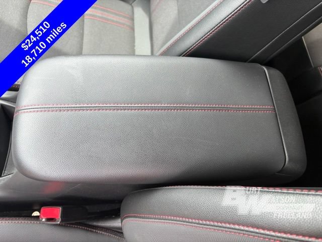 Used 2024 Chevrolet Equinox RS FWD image 21