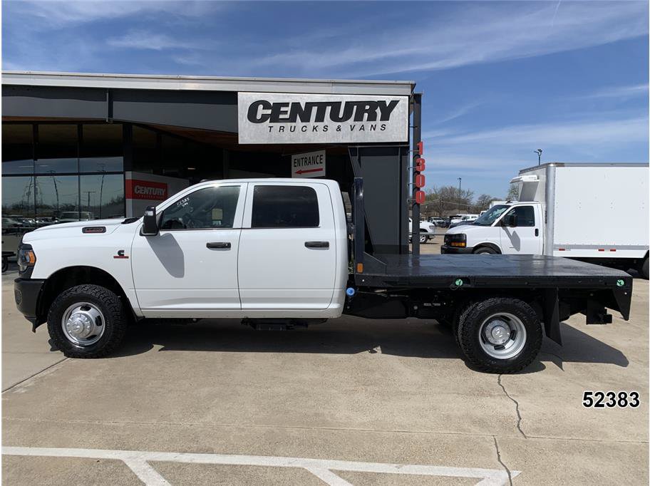 Used 2024 RAM 3500 Tradesman AWD/4WD image 4