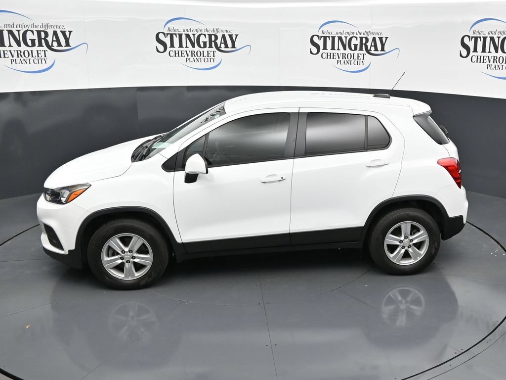 Used 2022 Chevrolet Trax LS w/ Tint and Cruise Package AWD/4WD image 21