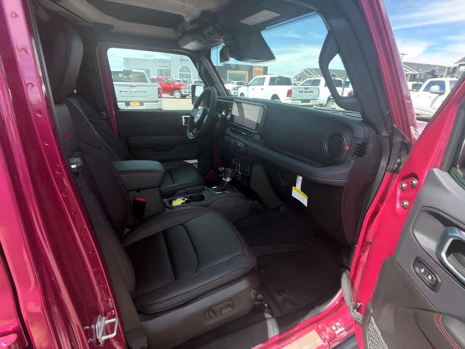 New 2026 Jeep Wrangler Unlimited Rubicon w/ Safety Group AWD/4WD image 30