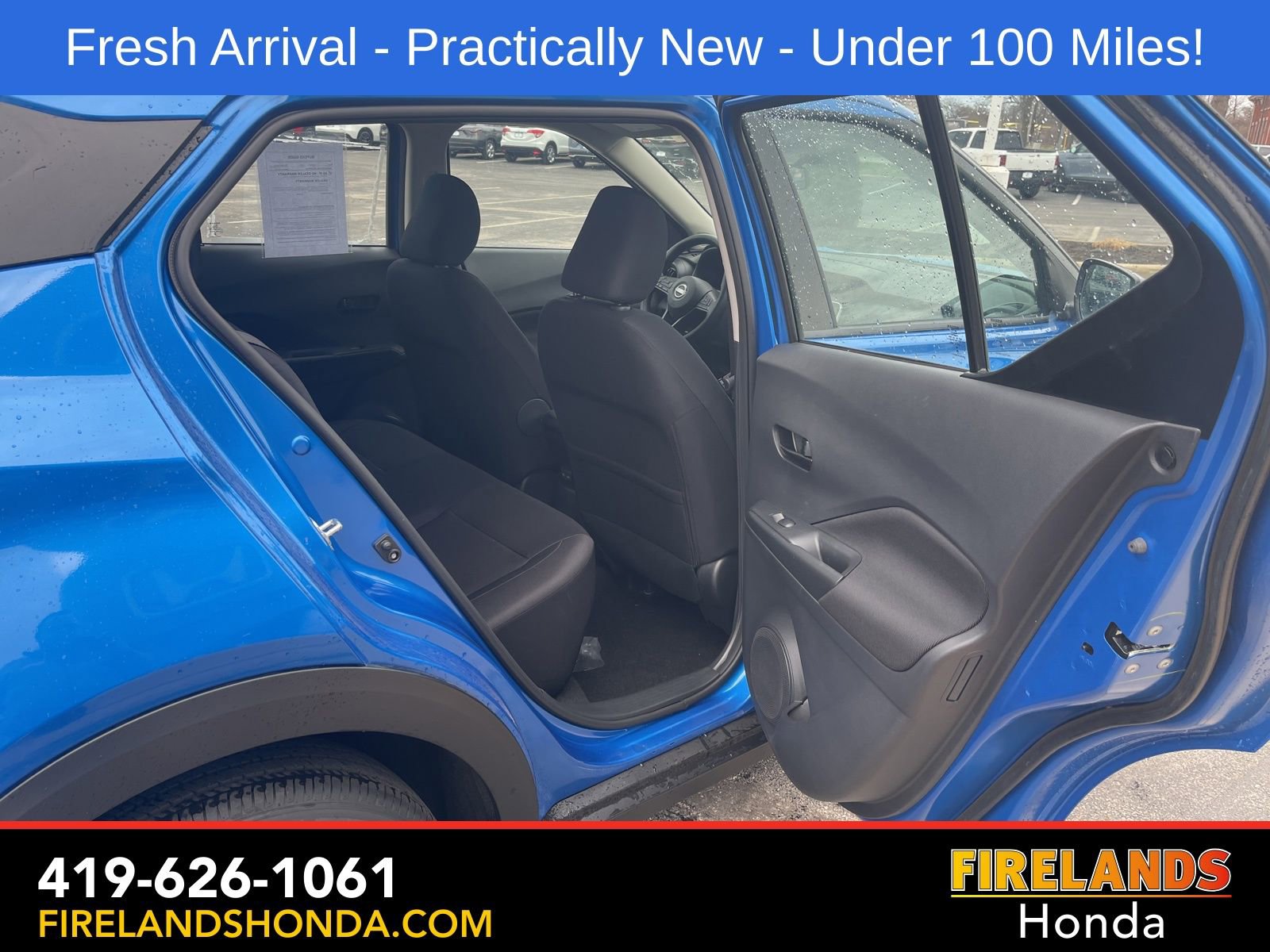 Used 2025 Nissan Kicks Play S image 11