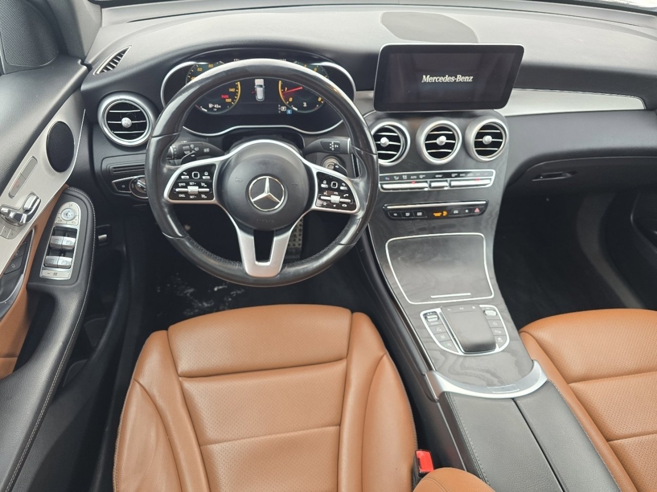Used 2022 Mercedes-Benz GLC 300 4MATIC SUV image 26