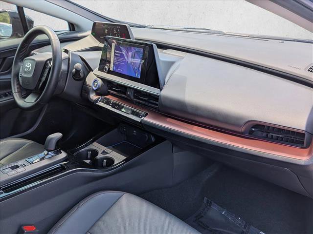 Used 2024 Toyota Prius Prime FWD image 20