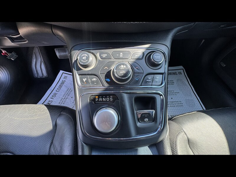 Used 2015 Chrysler 200 S w/ Navigation & Sound Group I FWD image 18