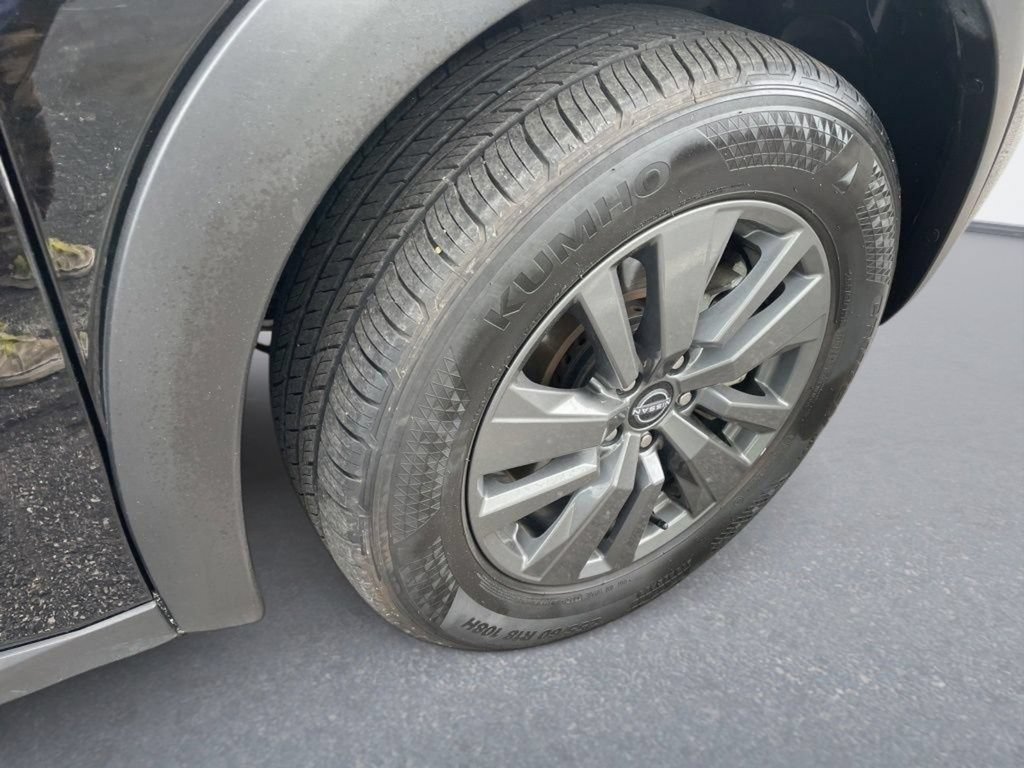 Used 2025 Nissan Pathfinder SV AWD/4WD image 12