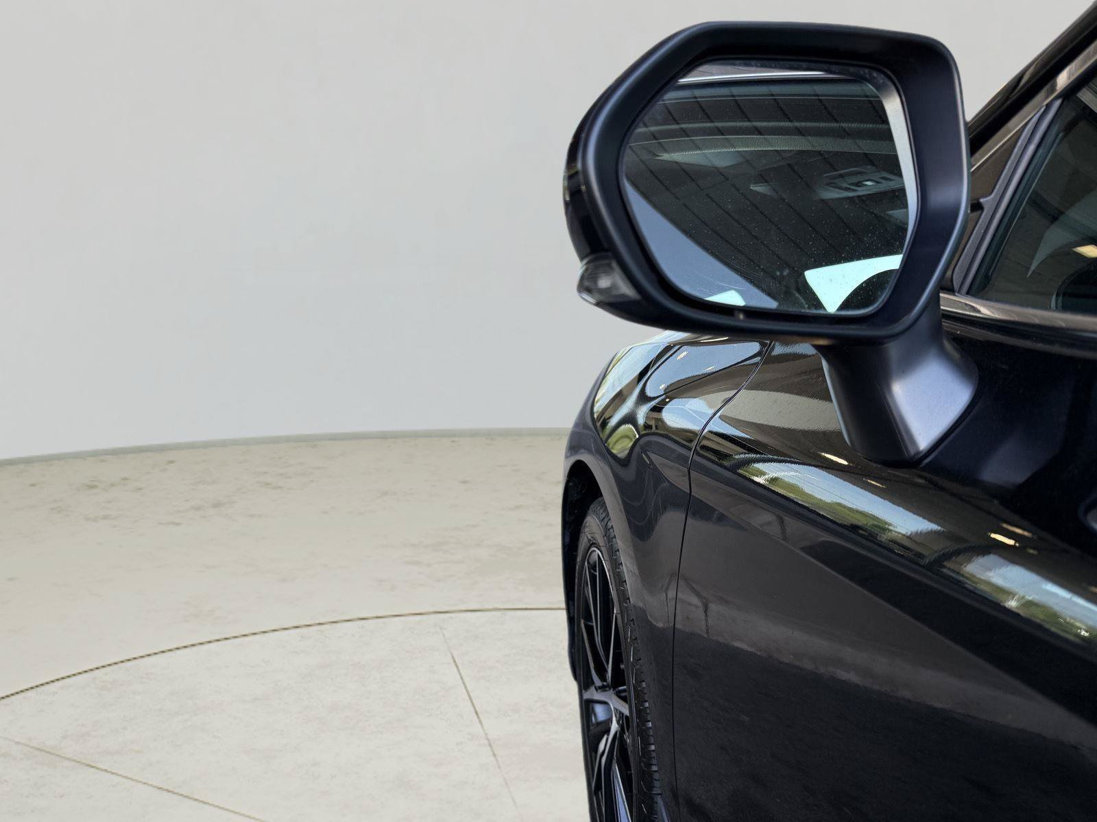 Used 2022 Toyota Camry SE FWD image 27