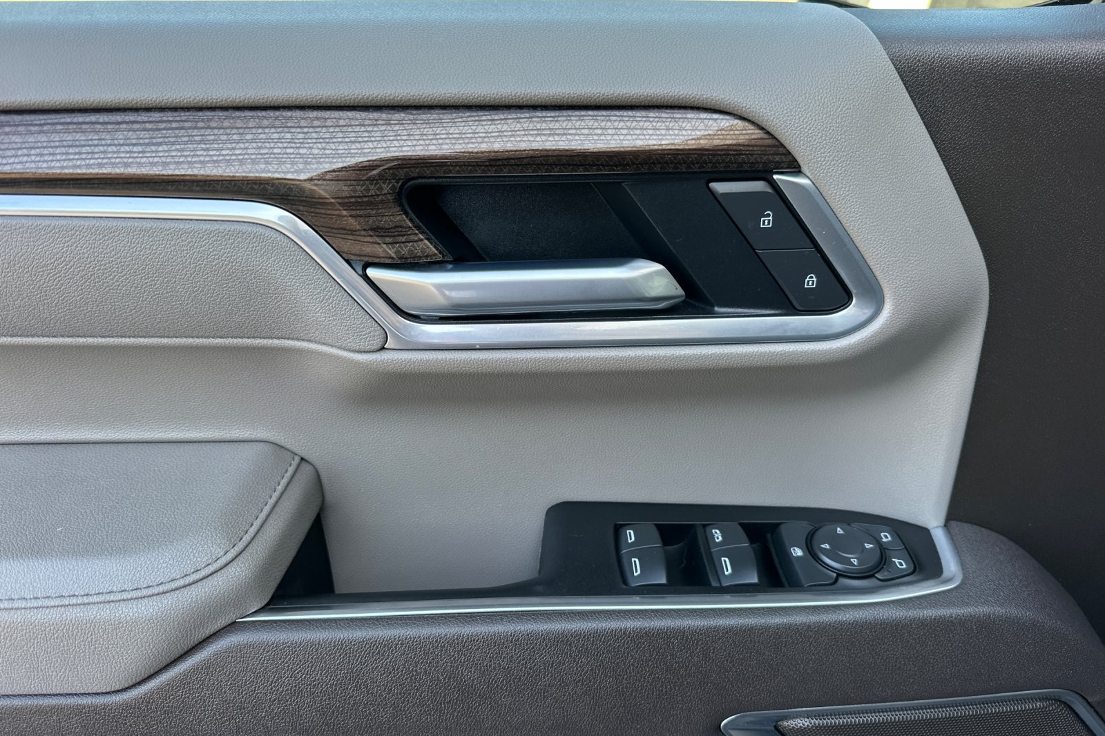 Certified 2026 Chevrolet Silverado 1500 RST RWD image 11