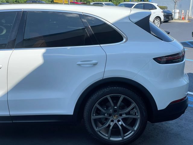 Used 2020 Porsche Cayenne S AWD/4WD image 17