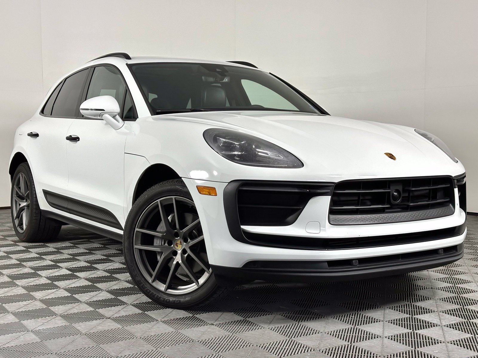 Used 2022 Porsche Macan