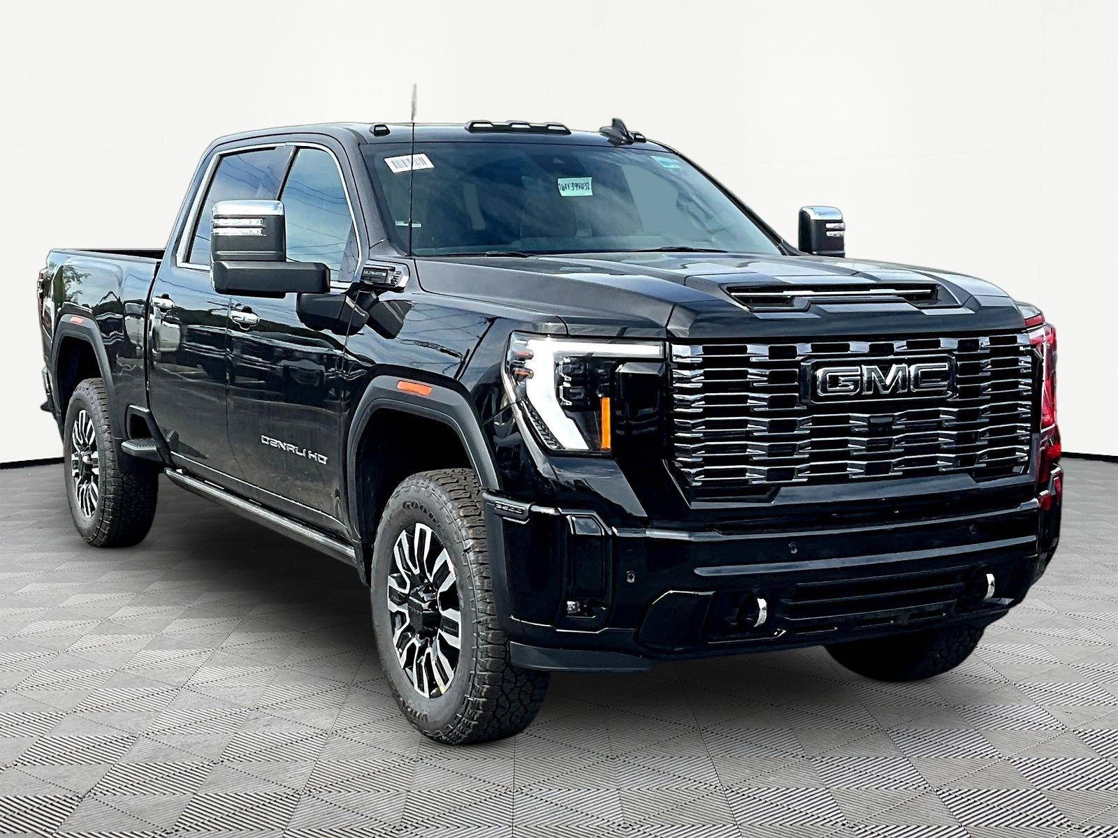 New 2026 GMC Sierra 2500 Denali Ultimate AWD/4WD image 3