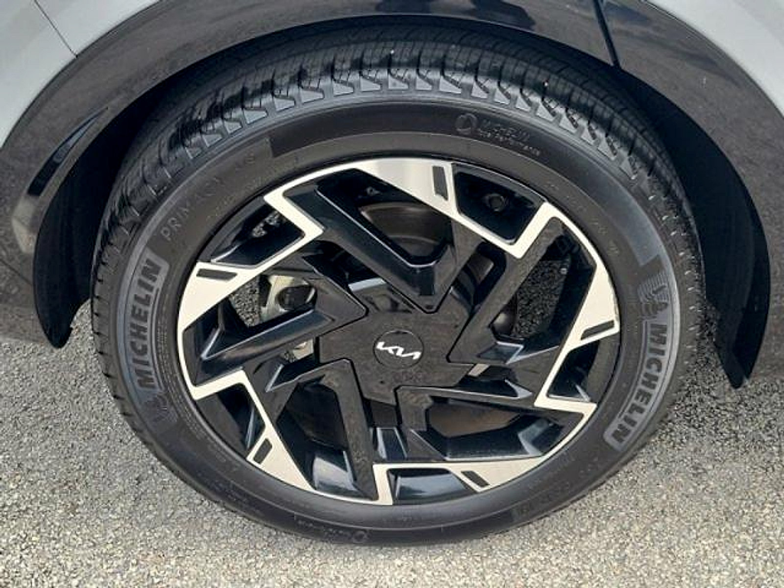 Used 2024 Kia Sportage SX FWD image 9