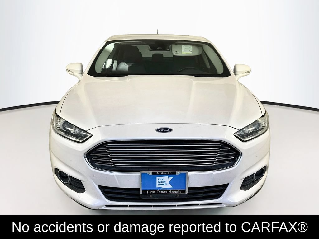 Used 2016 Ford Fusion SE w/ Equipment Group 202A AWD/4WD image 2