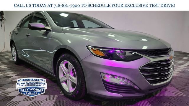 Used 2024 Chevrolet Malibu LT FWD image 2