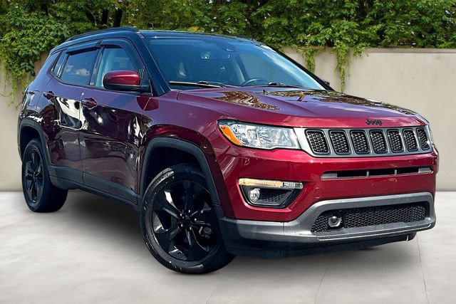 Used 2021 Jeep Compass Latitude AWD/4WD image 3