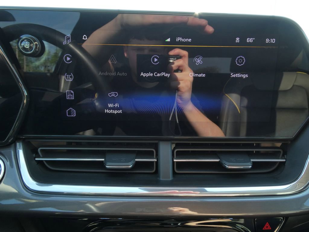 Certified 2024 Chevrolet Trax ACTIV w/ Driver Confidence Package FWD image 28