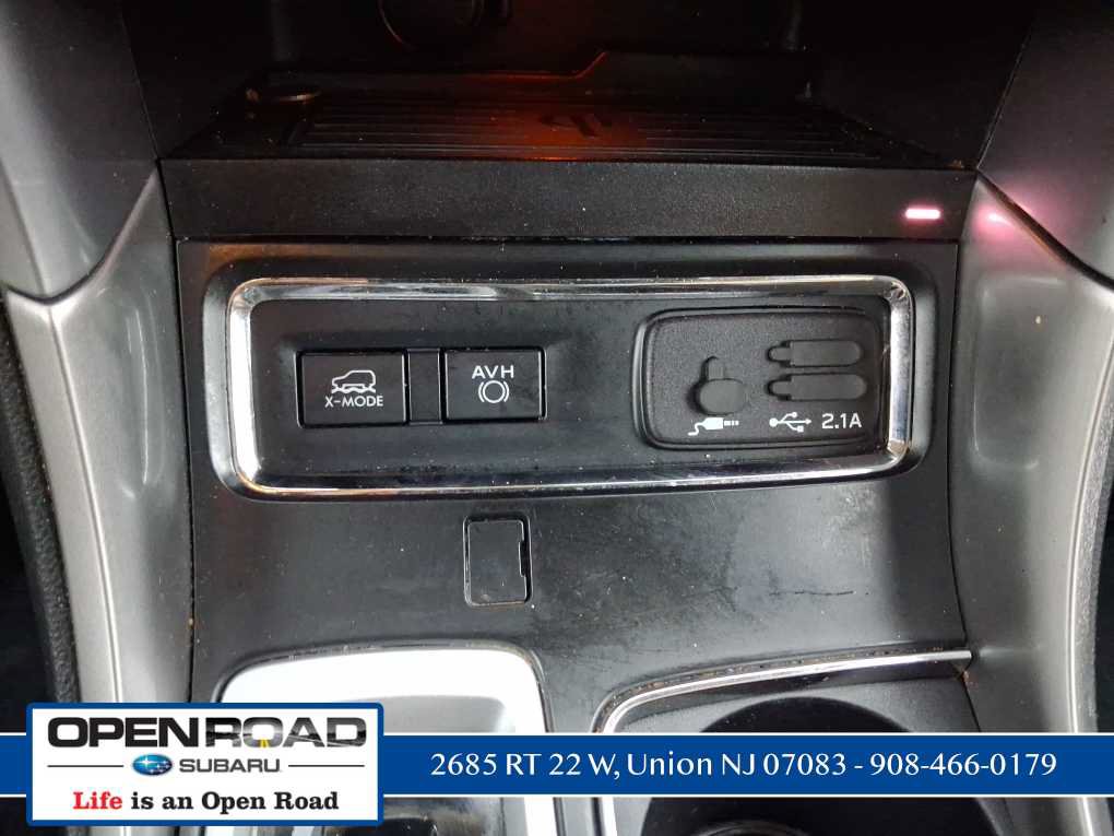 Used 2022 Subaru Ascent Limited w/ Technology Package AWD/4WD image 21