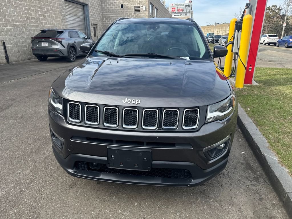 Used 2018 Jeep Compass Latitude w/ Popular Equipment Group image 2