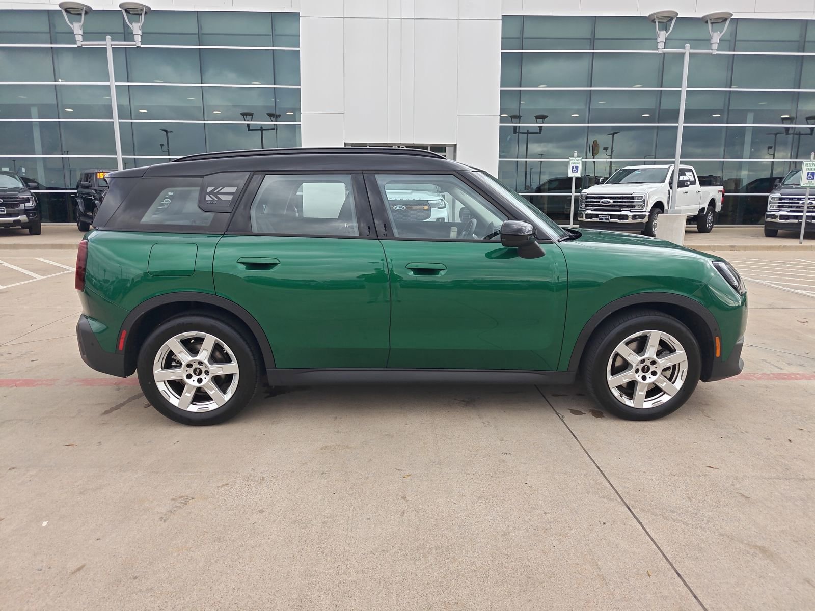 Used 2025 MINI Cooper Countryman S image 6