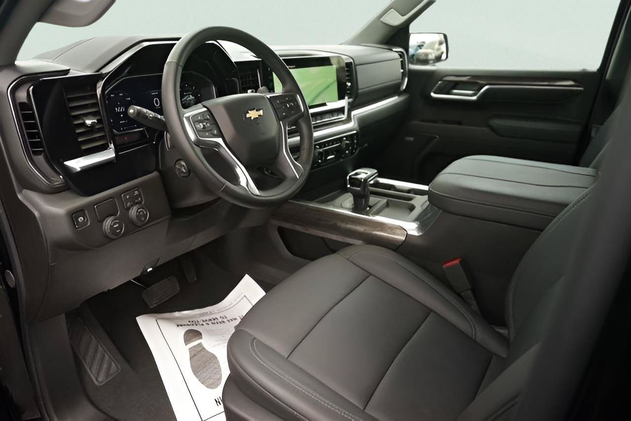 Used 2026 Chevrolet Silverado 1500 LTZ w/ LTZ Premium Texas Edition RWD image 8