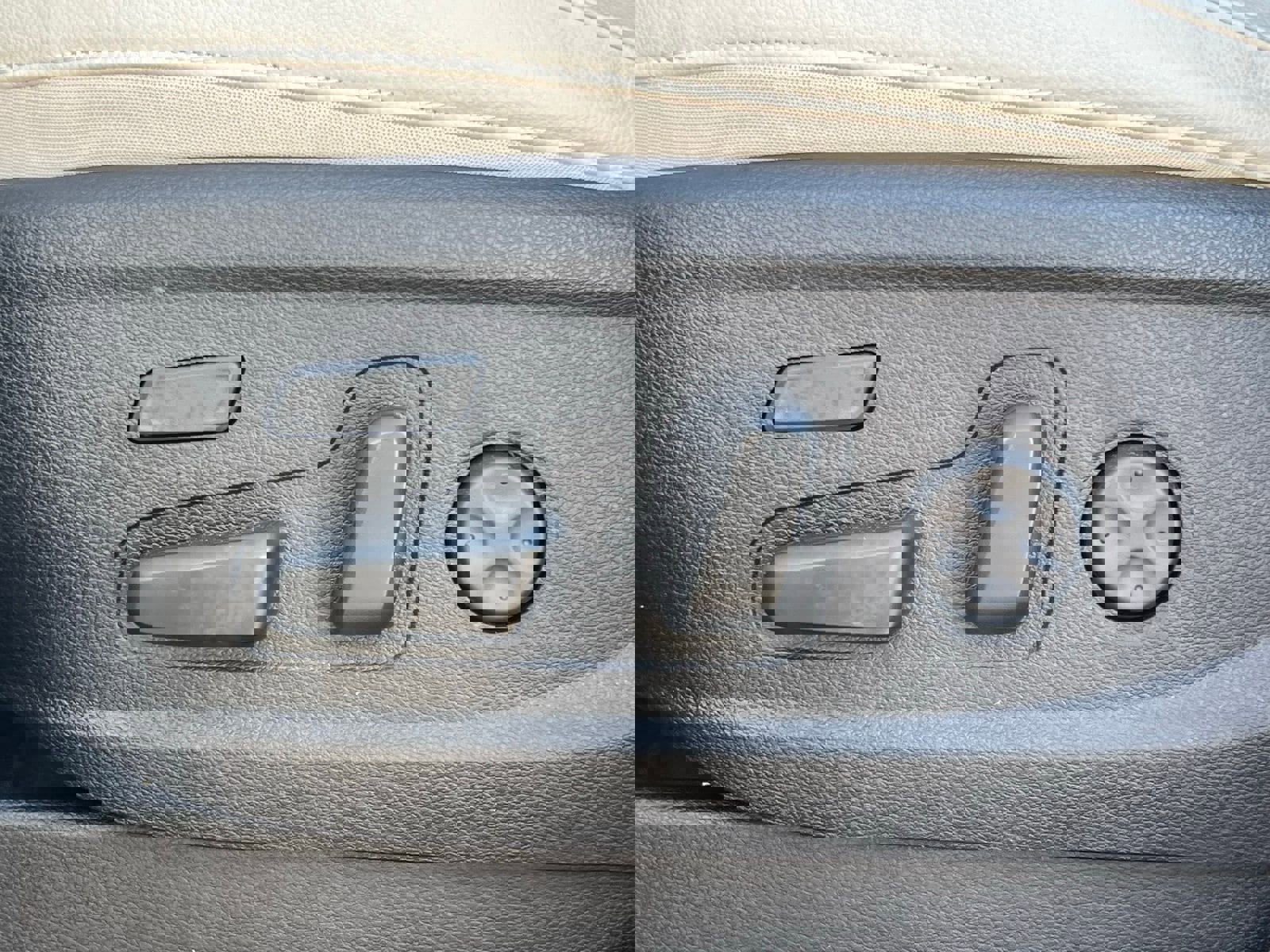 Used 2025 Kia Telluride SX w/ SX Captain's Chair Package image 31