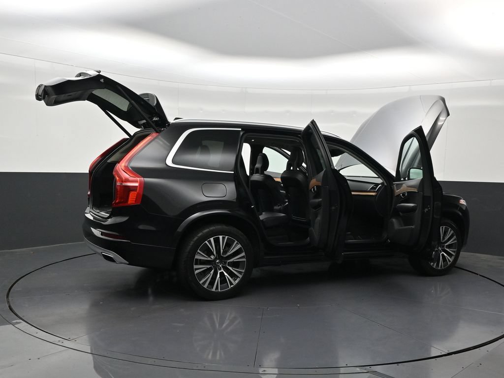 Used 2021 Volvo XC90 T6 Momentum AWD/4WD image 32