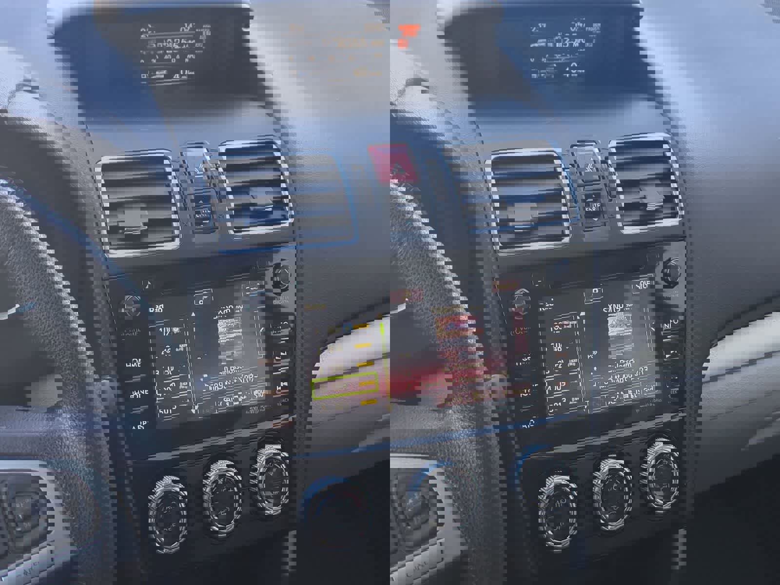 Used 2018 Subaru Forester 2.5i Premium w/ All-Weather Package image 28