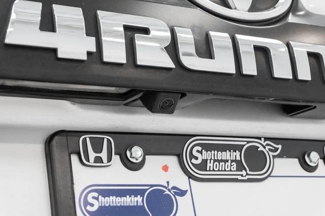 Used 2024 Toyota 4Runner TRD Off-Road Premium image 11