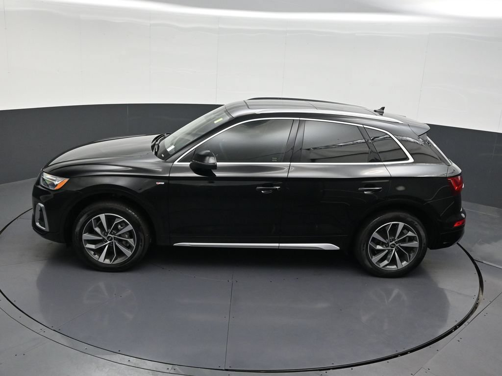 Used 2023 Audi Q5 2.0T Premium Plus w/ Premium Plus Package AWD/4WD image 15