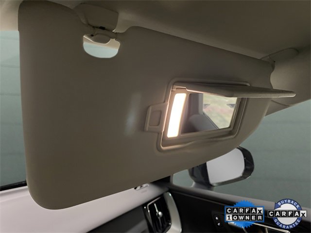 Used 2025 Volvo XC60 B5 Plus image 53