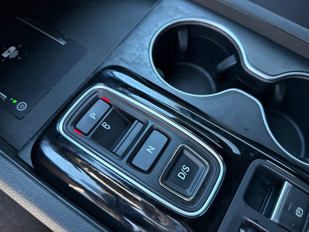 Used 2025 Honda Pilot Black Edition image 24