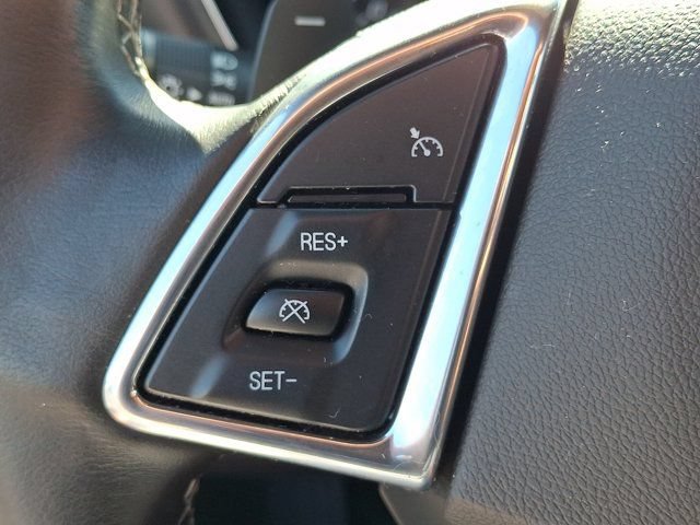 Used 2023 Chevrolet Camaro LT RWD image 27