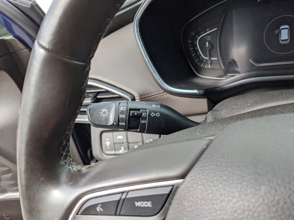 Used 2020 Hyundai Santa Fe Limited image 28