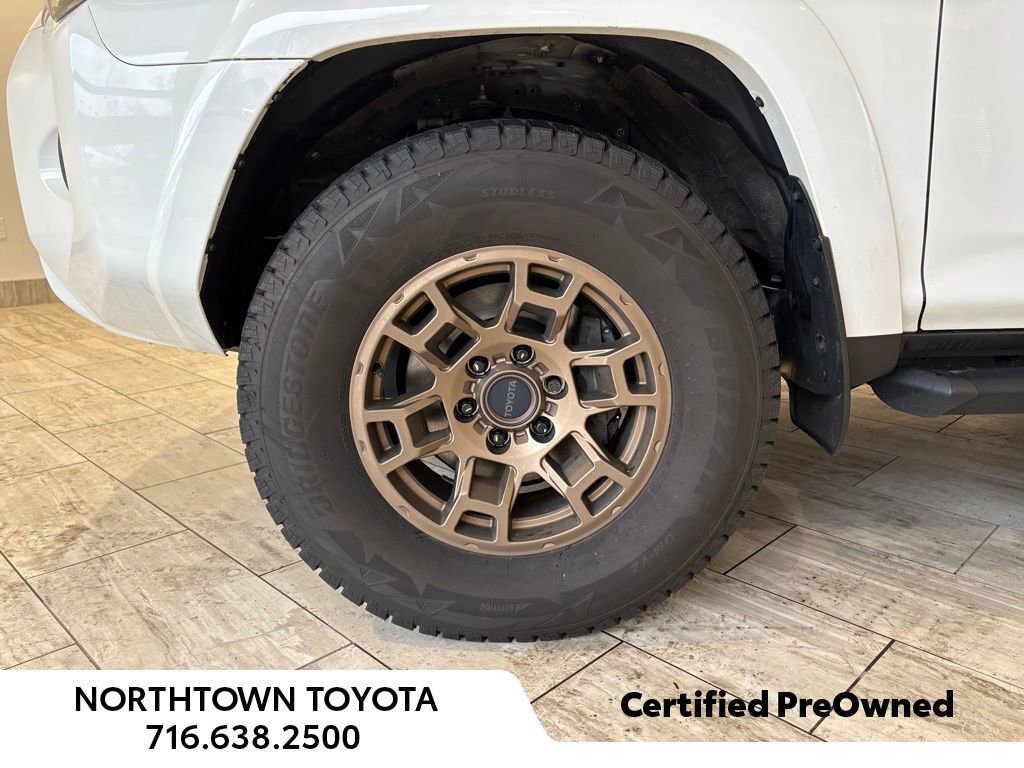 Used 2023 Toyota 4Runner 40th Anniversary SE AWD/4WD image 6