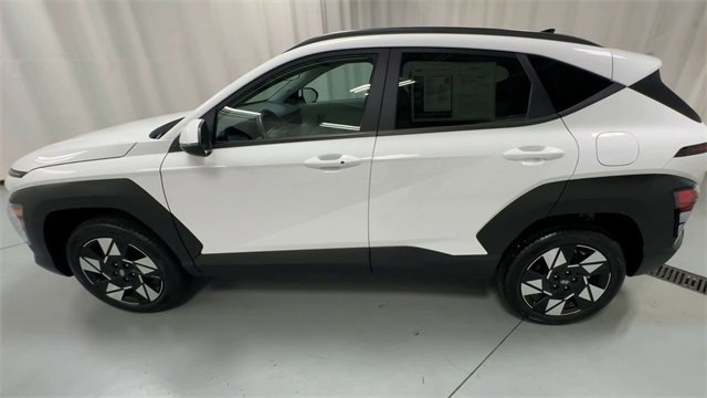 Used 2024 Hyundai Kona SEL image 5