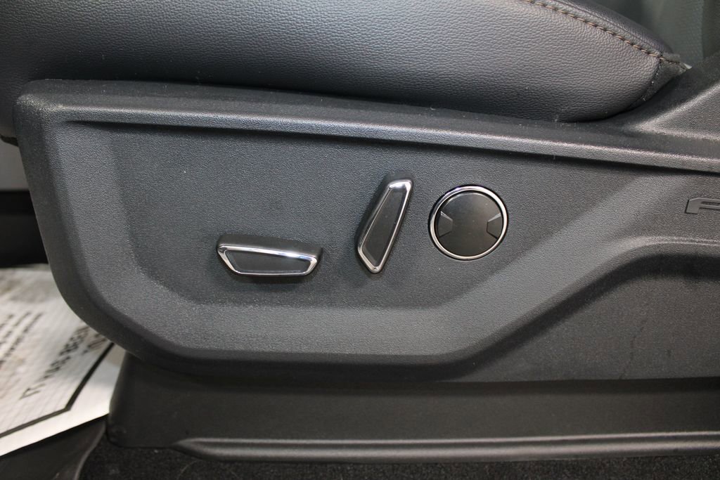 New 2025 Ford F150 Lariat w/ Equipment Group 502A High image 25