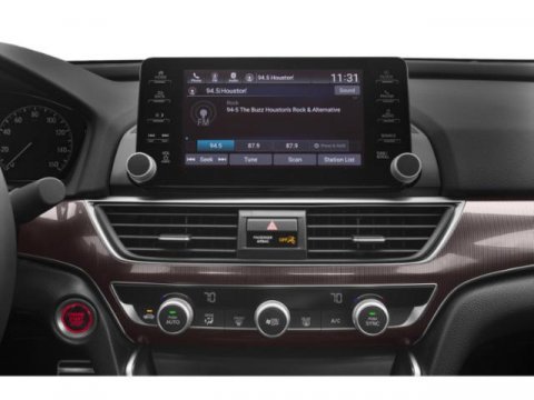 Used 2018 Honda Accord Sport image 11